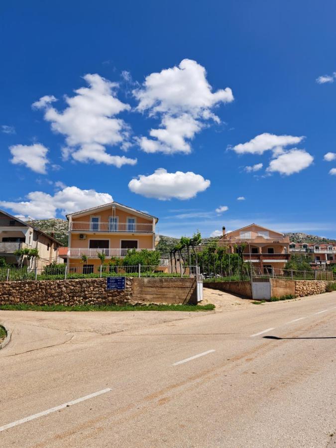 Apartman Ema Grebaštica Exterior foto